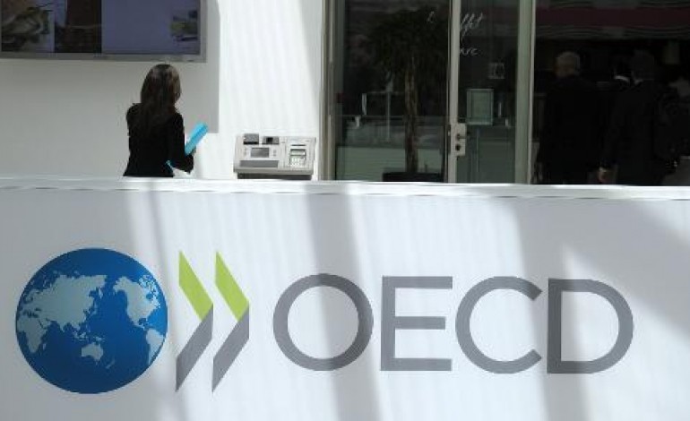Paris (AFP). France: l'OCDE douche les espoirs de franche reprise du gouvernement