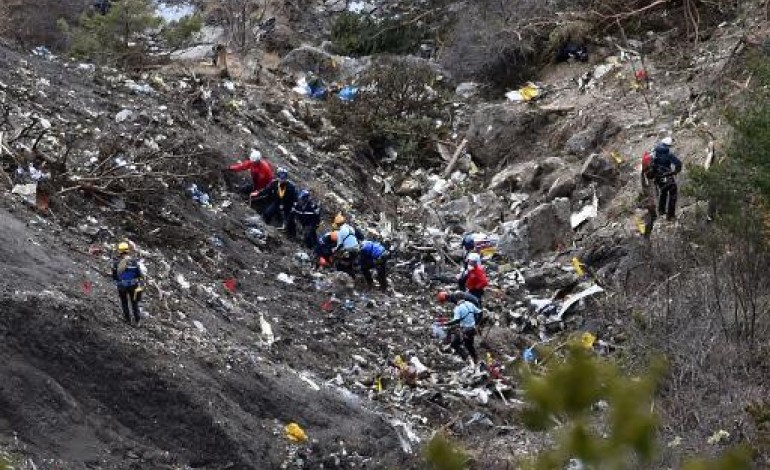 Marseille (AFP). Crash A320: 2e boîte noire retrouvée, le copilote avait fait des recherches sur le suicide