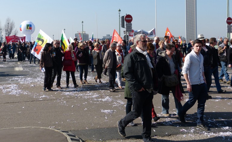 Les syndicats manifestent dans les rues de Rouen