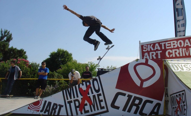 Contest skateboard et trottinette à St Denis sur Sarthon