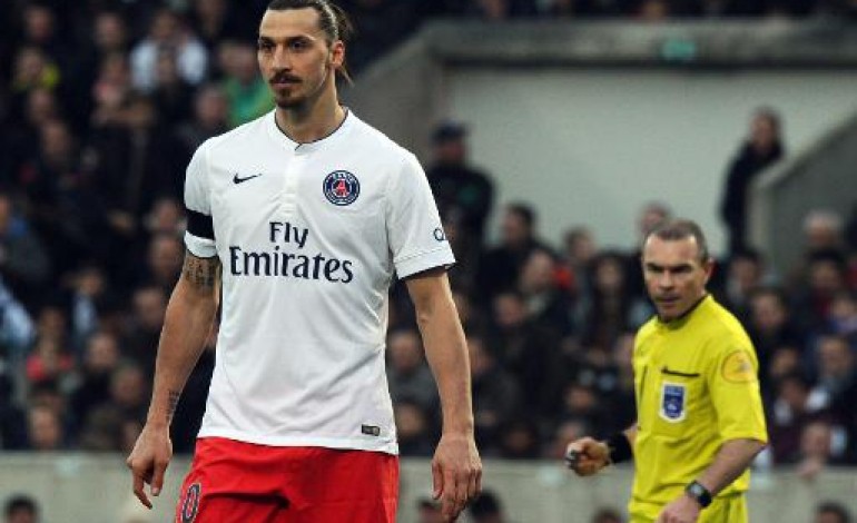 Paris (AFP). PSG: Ibrahimovic suspendu quatre matches ferme