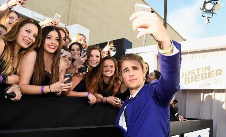 Buenos Aires (AFP). L'Argentine lance un mandat d'arrêt contre Justin Bieber pour agression d'un photographe