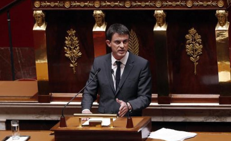 Paris (AFP). Sécurité: Valls défend le renforcement des services de renseignement