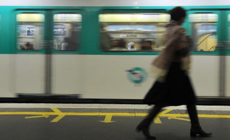 Paris (AFP). Violences sexistes dans les transports: un rapport préconise un plan 