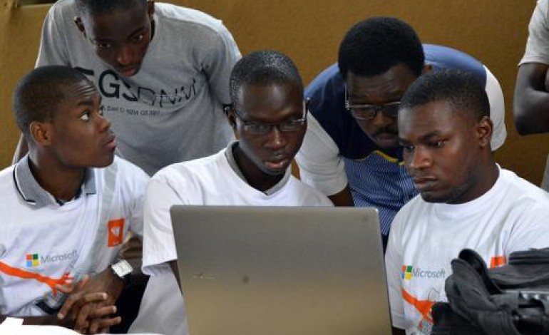 Abidjan (AFP). Côte d'Ivoire: marathon informatique pour réinventer l'accès à l'information
