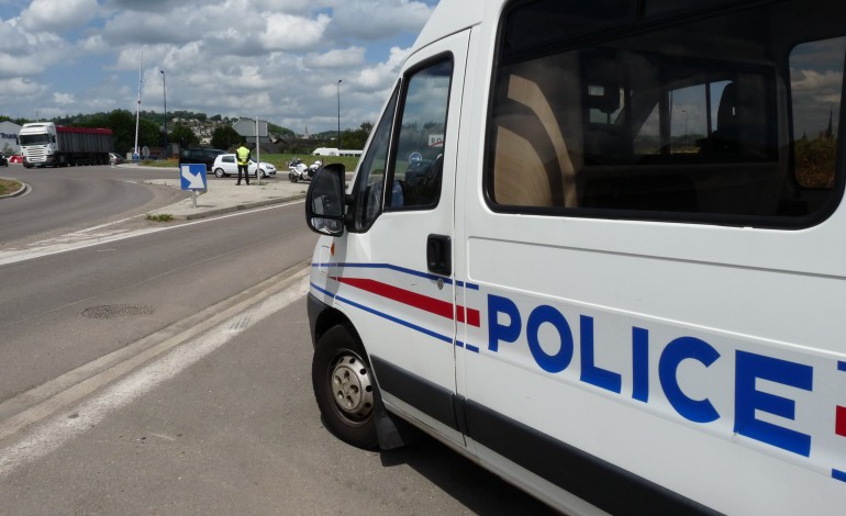 Rouen : le pilote cause un accident et blesse un policier