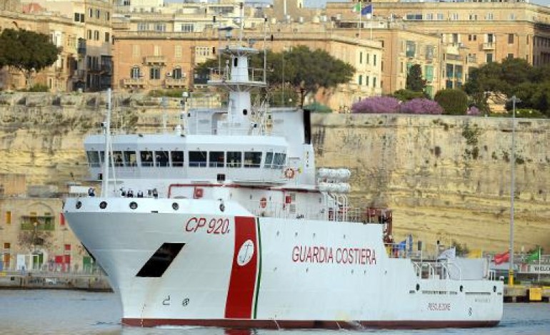 Genève (AFP). Méditerranée: appel de détresse pour un bateau de migrants selon l'OIM