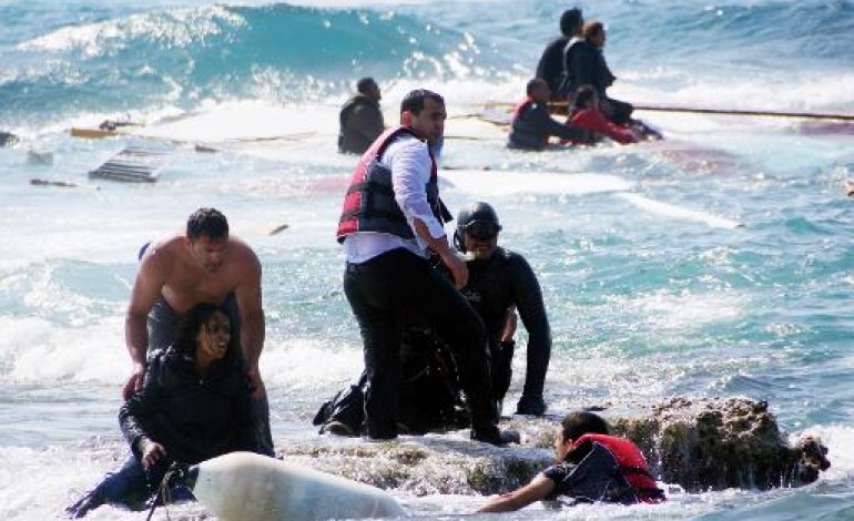 Catane (Italie) (AFP). Méditerranée: fausses manoeuvres et surcharge à l'origine du naufrage 