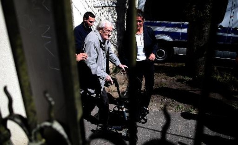 Lunebourg (Allemagne) (AFP). Allemagne: Oskar Gröning replonge ses juges dans l'horreur d'Auschwitz