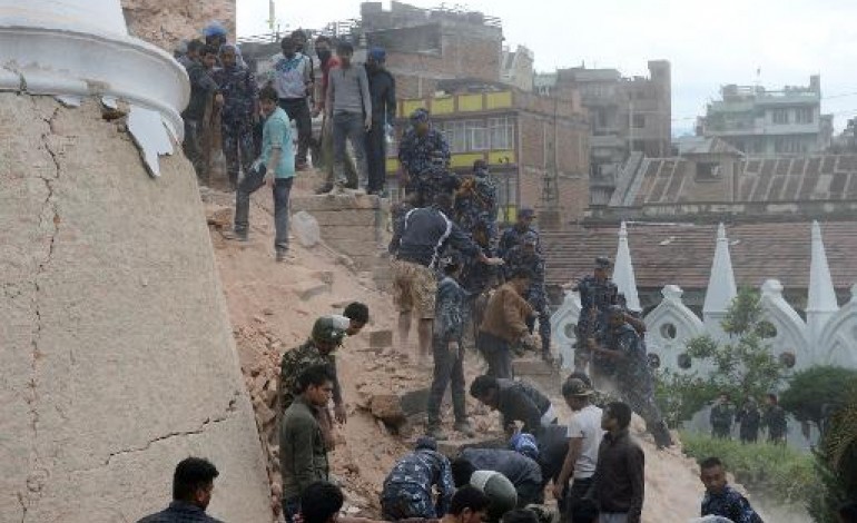 Katmandou (AFP). Népal: plus de cent morts dans un séisme de magnitude 7,9 