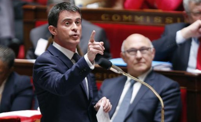 Paris (AFP). Renseignement: l'Assemblée adopte le projet par 438 voix contre 86
