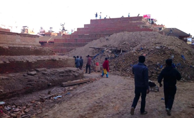 Un Caennais au Népal : "Des temples devenus poussière"
