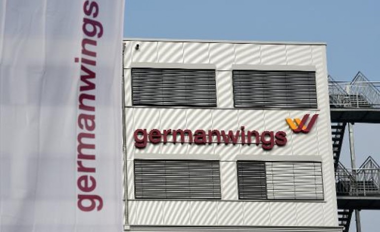 Le Bourget (France) (AFP). Les dernières minutes du vol GWI18G de la Germanwings révélées par le BEA