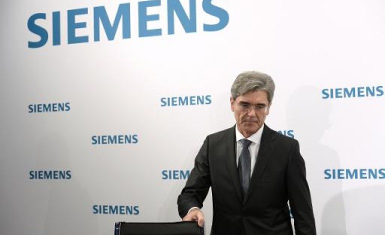 Berlin (AFP). Siemens annonce 4.500 suppressions d'emplois supplémentaires dans le monde