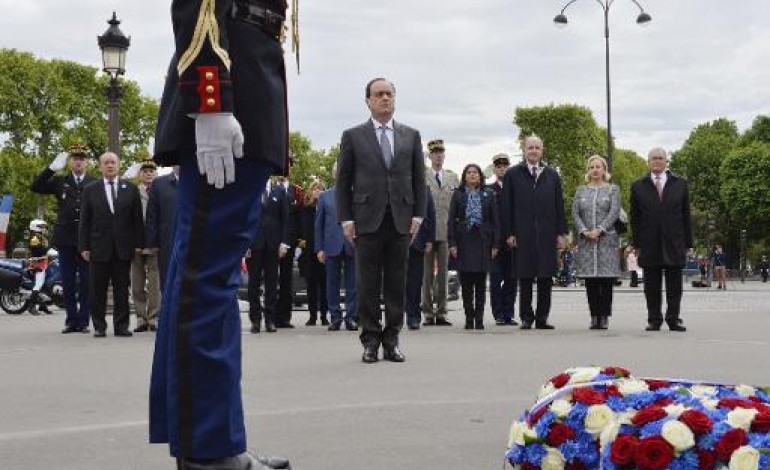 Paris (AFP). Coup d'envoi des cérémonies du 8 mai à Paris
