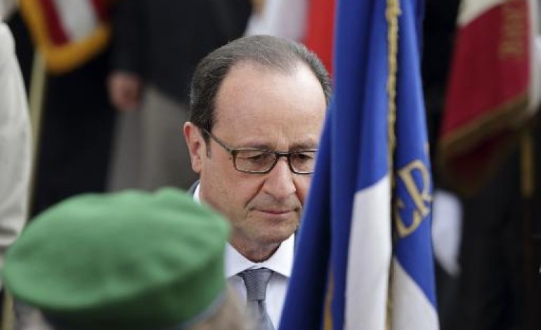 Gustavia (AFP). Hollande entame sa tournée dans la Caraïbe par les Antilles françaises