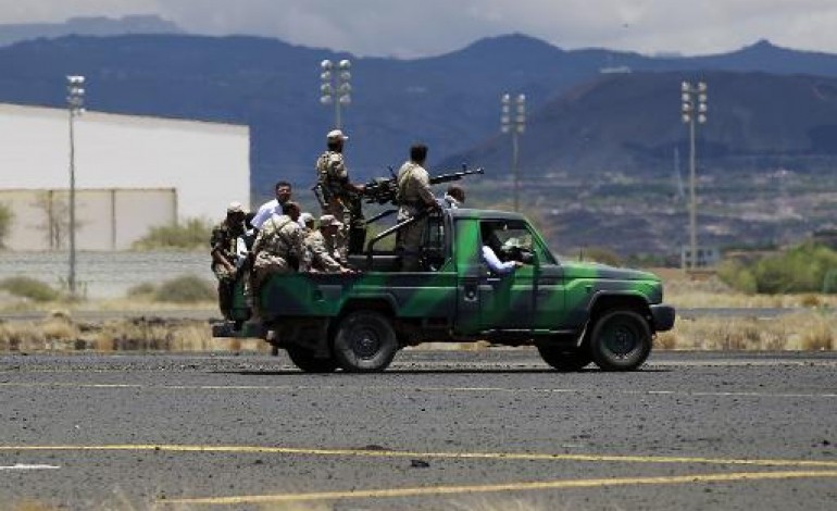 Sanaa (AFP). La coalition arabe bombarde l'aéroport international de Sanaa 