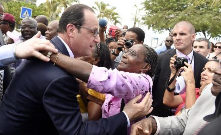 Fort-de-France (AFP). Climat: aux Caraïbes, Hollande appelle les pays riches à plus de solidarité