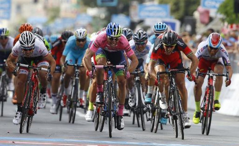 Sestri Levante (Italie) (AFP). Tour d'Italie: 3e étape pour Matthews, grosse frayeur pour Pozzovivo