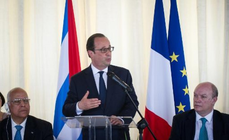 La Havane (AFP). Hollande : la France, prête à accompagner Cuba, veut des règles économiques assouplies