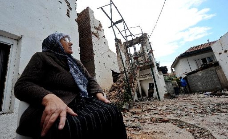 Kumanovo (Macédoine) (AFP). Macédoine: quartier dévasté après des combats entre police et insurgés albanophones