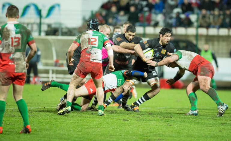 Rugby : le Stade Rouennais à un match de la montée après son succès à Niort