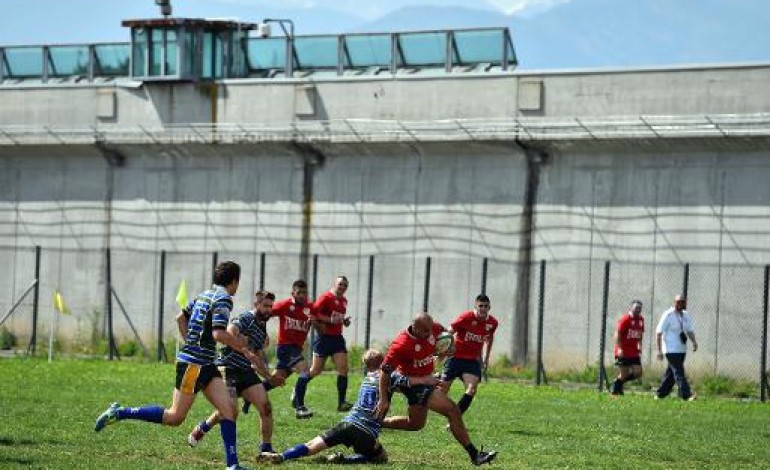 Turin (Italie) (AFP). Rugby: La Drola, une équipe derrière les barreaux