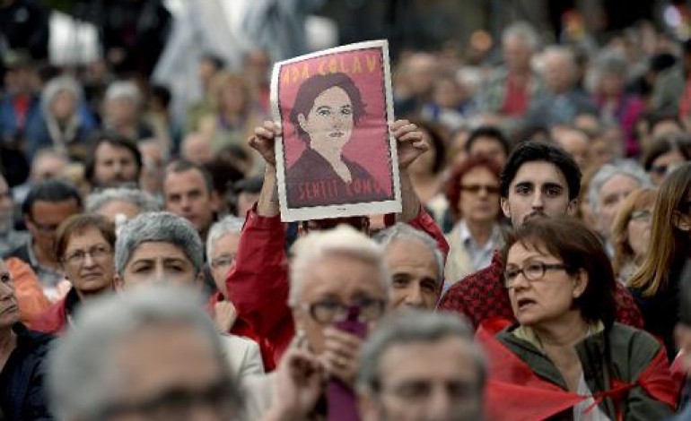 Madrid (AFP). Elections municipales et régionales en Espagne, où des Indignés espèrent gouverner