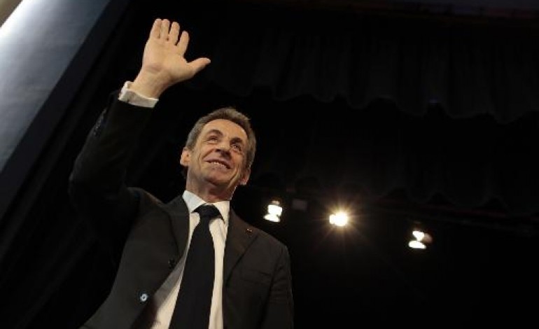 Paris (AFP). Sarkozy annonce que l'UMP s'appelle désormais Les Républicains