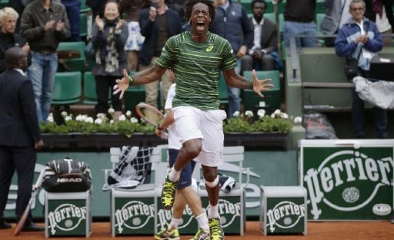 Paris (AFP). Roland-Garros: Monfils sauve encore sa peau en cinq sets