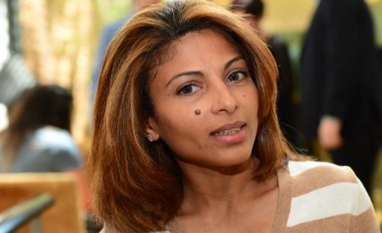 Paris (AFP). La femme d'un blogueur saoudien emprisonné demande le soutien de la France