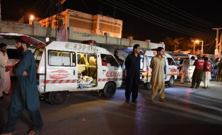 Quetta (Pakistan) (AFP). Pakistan: au moins 21 passagers d'autocars tués dans le sud-ouest