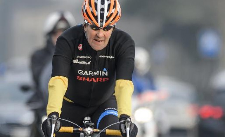Genève (AFP). Kerry annule sa tournée en Europe après s'être cassé la jambe dans un accident de vélo