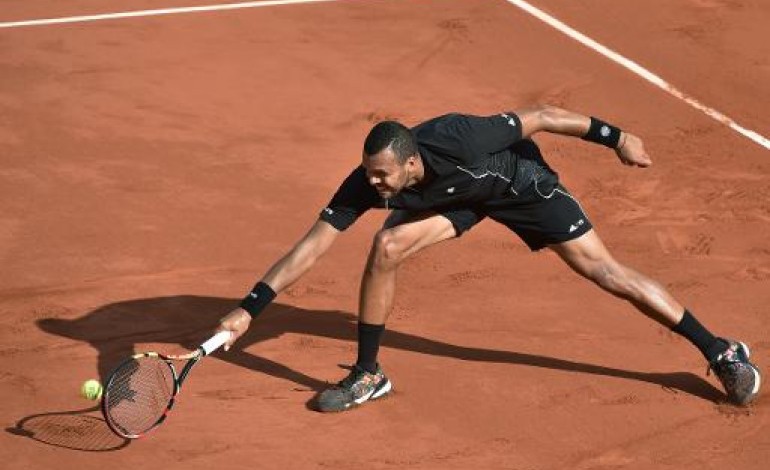 Paris (AFP). Roland-Garros: Tsonga bat Nishikori et rejoint Wawrinka en demi-finales 