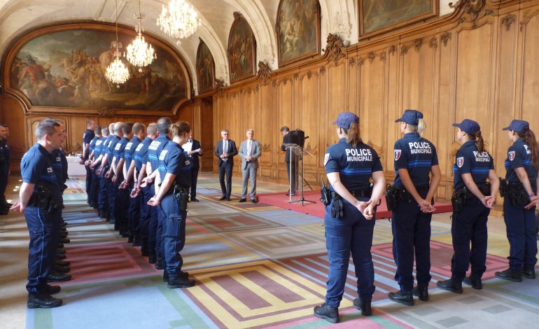 Caen : huit policiers municipaux décorés