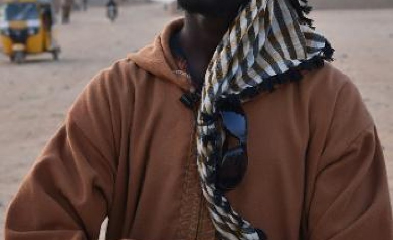 Agadez (Niger) (AFP). Migrants: les rêves d'Ousmane et le cauchemar d'Ali se croisent au Niger