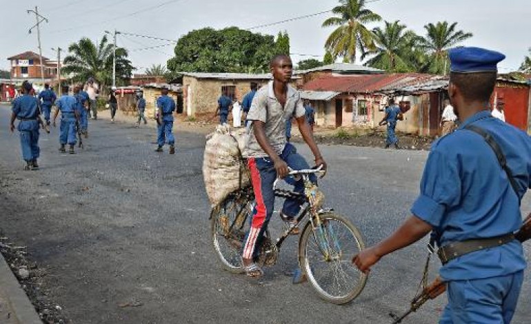 Bujumbura (Burundi) (AFP). Burundi : 11 policiers blessés dans des attaques à la grenade à Bujumbura