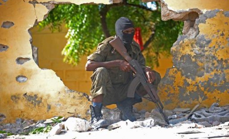 Mogadiscio (AFP). Somalie : des shebab attaquent une base des services de renseignement à Mogadiscio