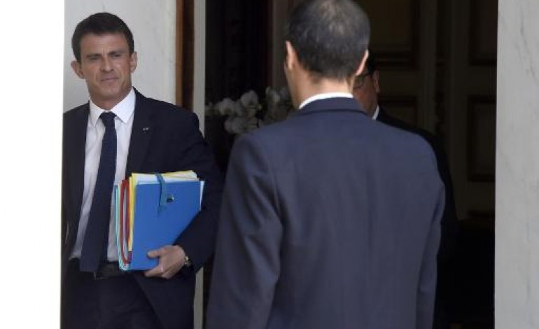 Bogota (AFP). Valls est arrivé en Colombie, premier déplacement en Amérique latine