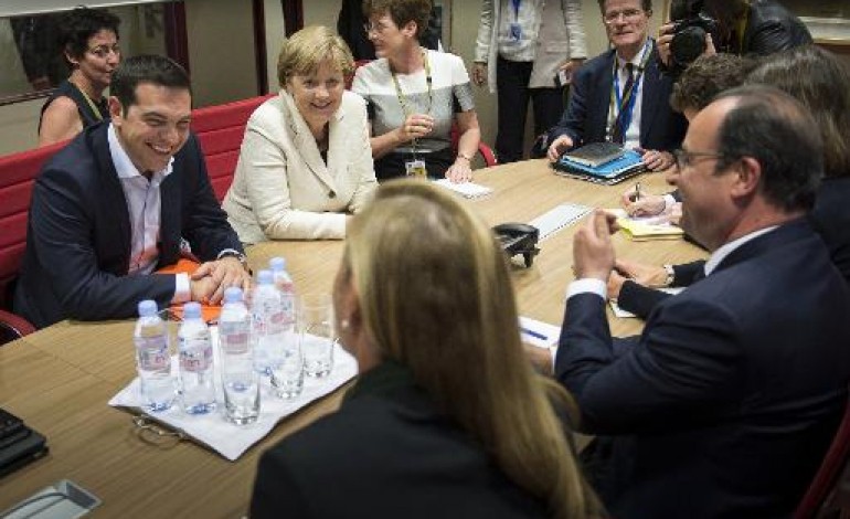 Athènes (AFP). Grèce: court entretien Tsipras/Merkel/Hollande à Bruxelles