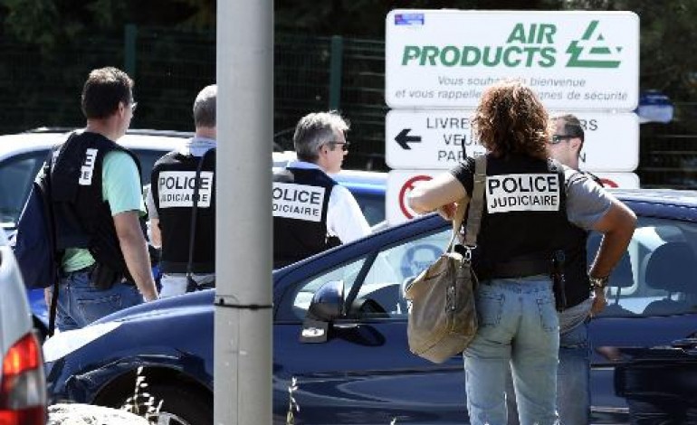 Paris (AFP). Attentat islamiste dans une usine d'Isère: nouveau conseil restreint à l'Elysée