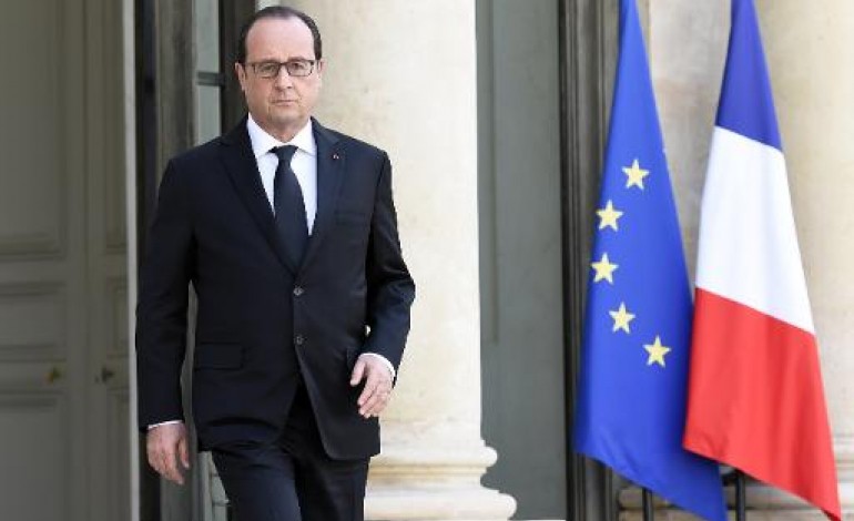 Paris (AFP). Attentat en Isère: nouveau Conseil restreint à l'Elysée autour de Hollande