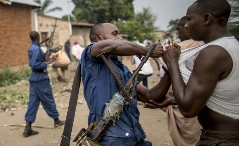 Bujumbura (Burundi) (AFP). Burundi: climat tendu à deux jours des élections