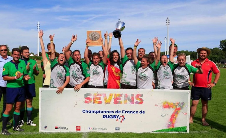 Rugby à 7 : les féminines de l'ASRUC Rouen championnes de France !