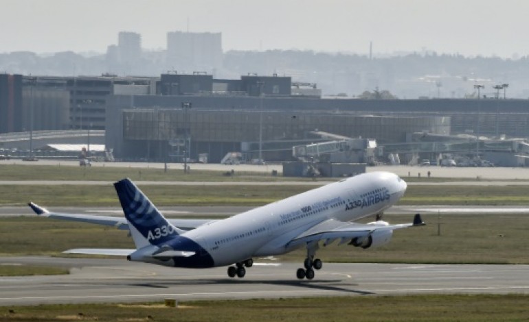 Paris (AFP). La Chine passe une commande géante d'Airbus