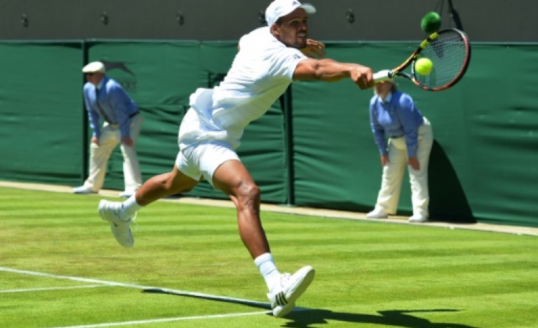 Londres (AFP). Wimbledon: Tsonga a eu chaud, le Big Four sans sueurs froides 