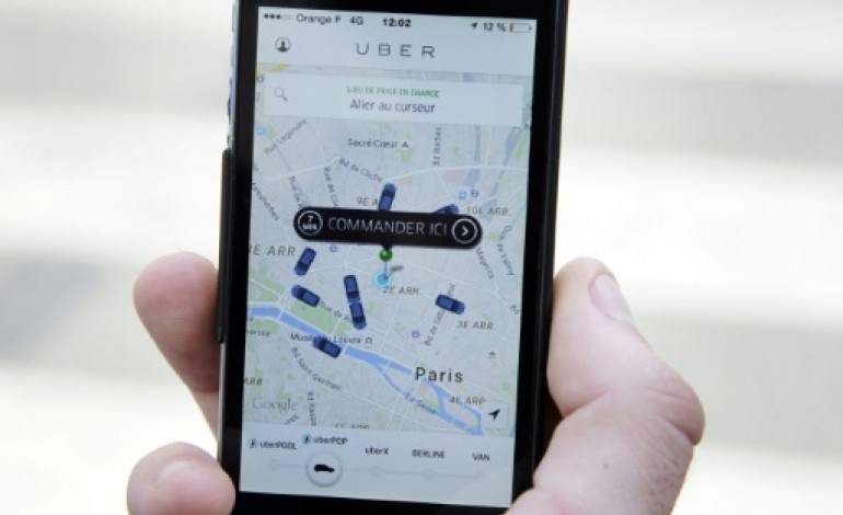 Paris (AFP). Uber annonce la suspension de son service controversé UberPOP en France
