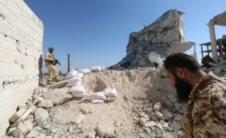 Beyrouth (AFP). Le régime syrien perd un important centre militaire à Alep