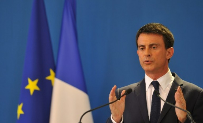 Paris (AFP). Valls: pas de sujet tabou sur le rééchelonnement de la dette 