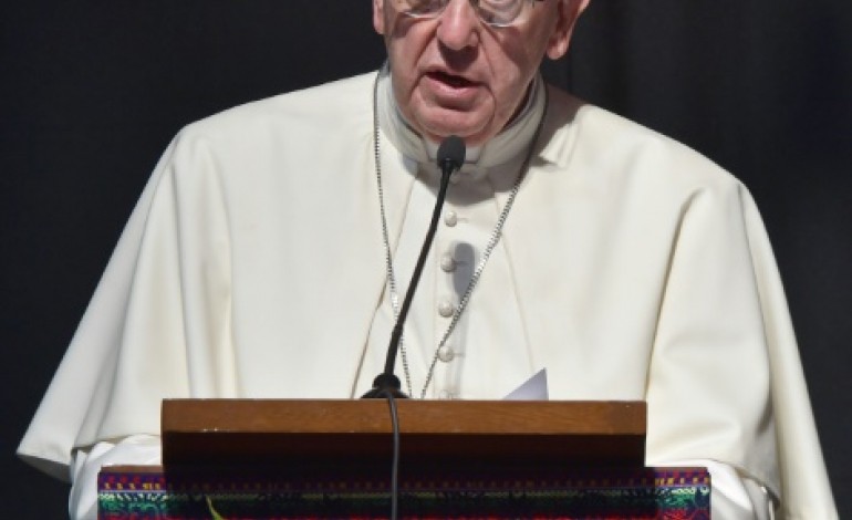 Santa Cruz (Bolivie) (AFP). Le pape demande la fin du génocide des chrétiens au Moyen-Orient